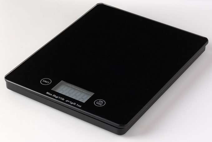 Competitive touch screen kitchen scale